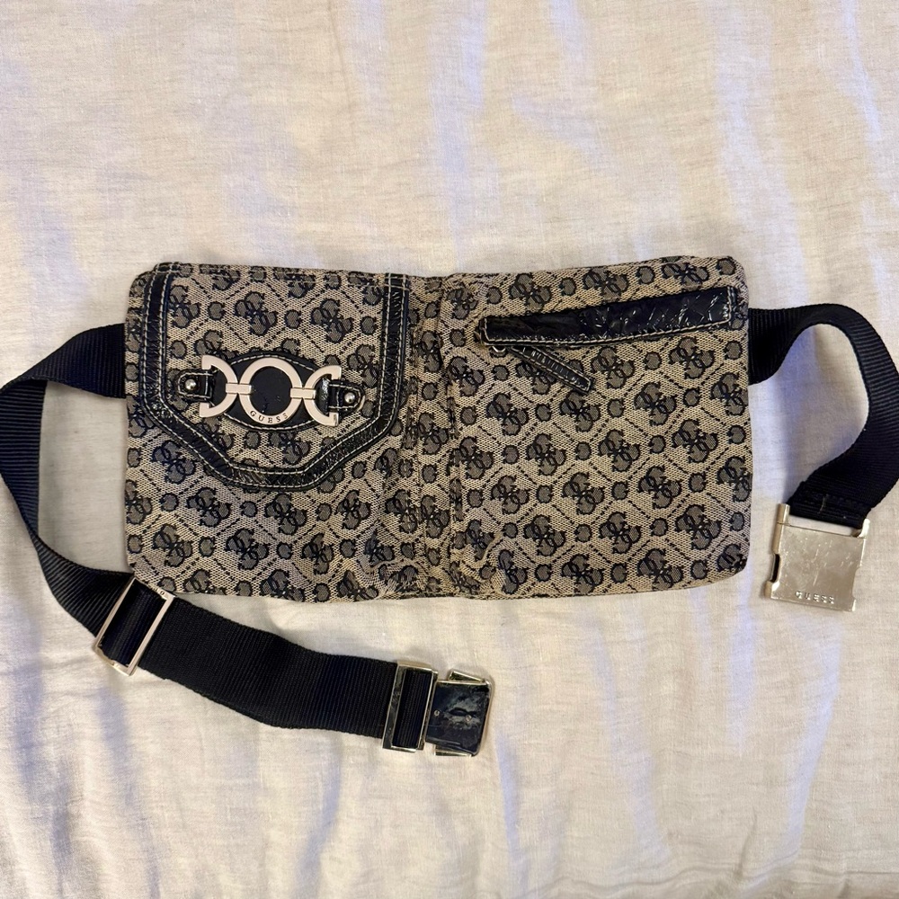 GUESS Black and Brown Women Belt bag vintage
